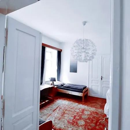 Grosses, Helles Vintage Mit Parkplatz Apartment Innsbruck