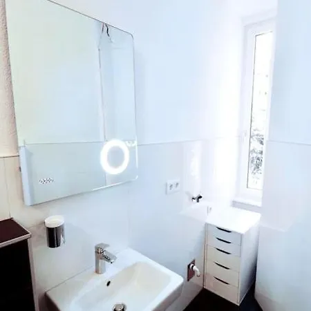 Apartment Grosses, Helles Vintage Mit Parkplatz Innsbruck