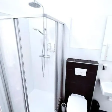 Apartment Grosses, Helles Vintage Mit Parkplatz Innsbruck