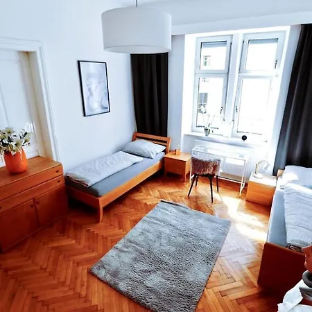Apartment Grosses, Helles Vintage Mit Parkplatz Innsbruck